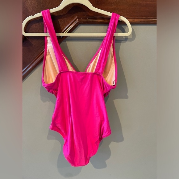 NWT J. Crew Flamingo Pink Full Coverage Lined Ruched Side Padded Cup Swimsuit - Picture 10 of 16